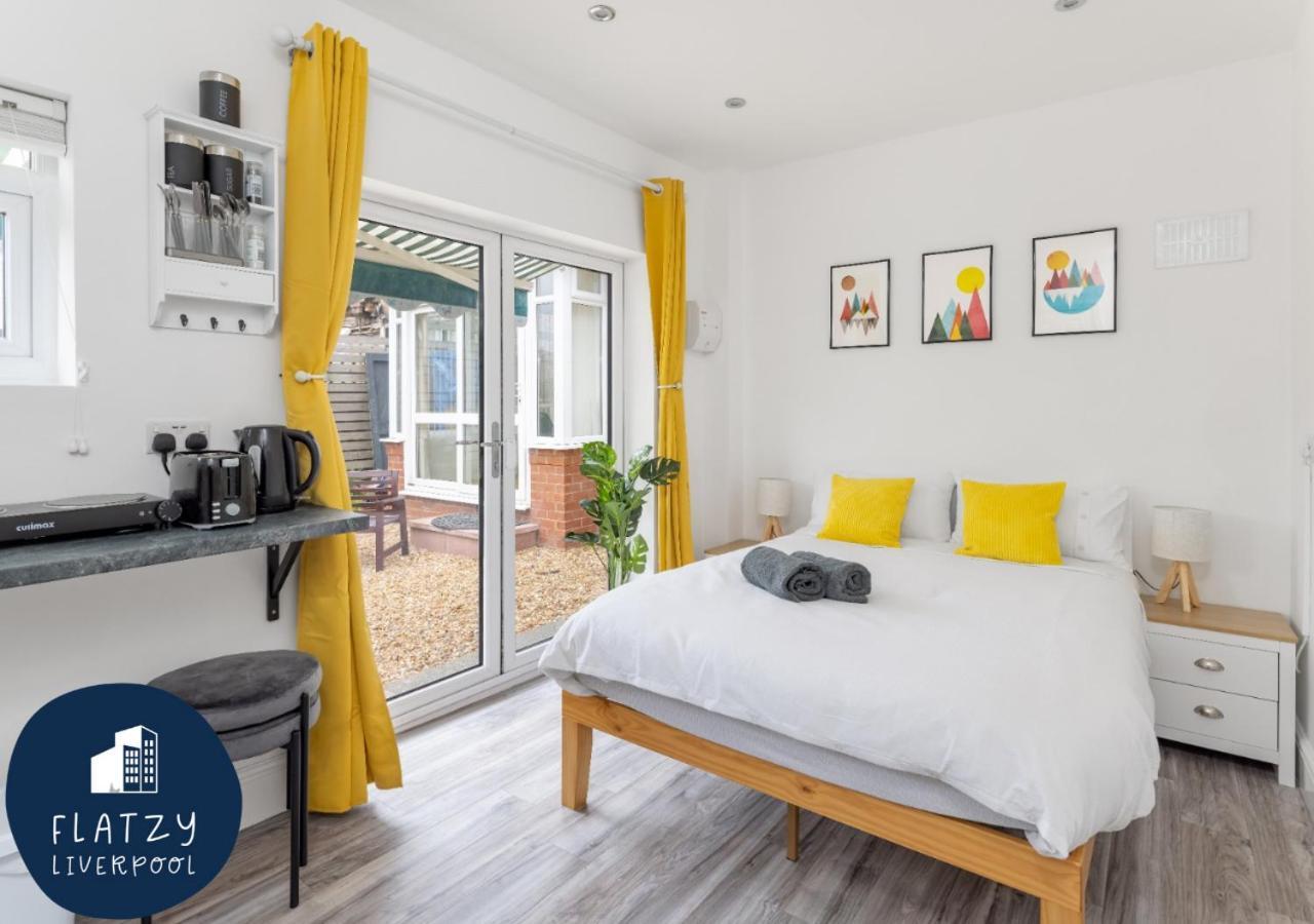 Apartment Flatzy - Charming Garden Annexe In Aigburth With Kitchenette Liverpool