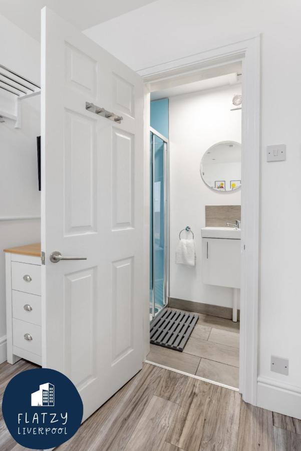 Flatzy - Charming Garden Annexe In Aigburth With Kitchenette Apartment